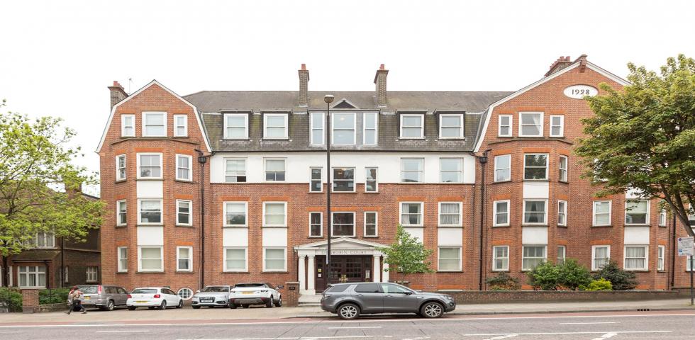 			NEW INSTRUCTION, 3 Bedroom, 1 bath, 1 reception Flat			 Finchley Road, FINCHLEY ROAD